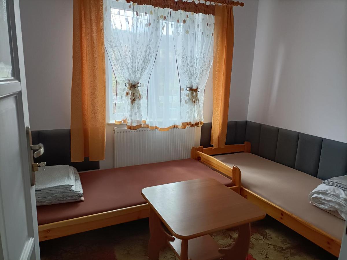 Ferienwohnung Jasionka 2 Ustrzyki Dolne Exterior foto