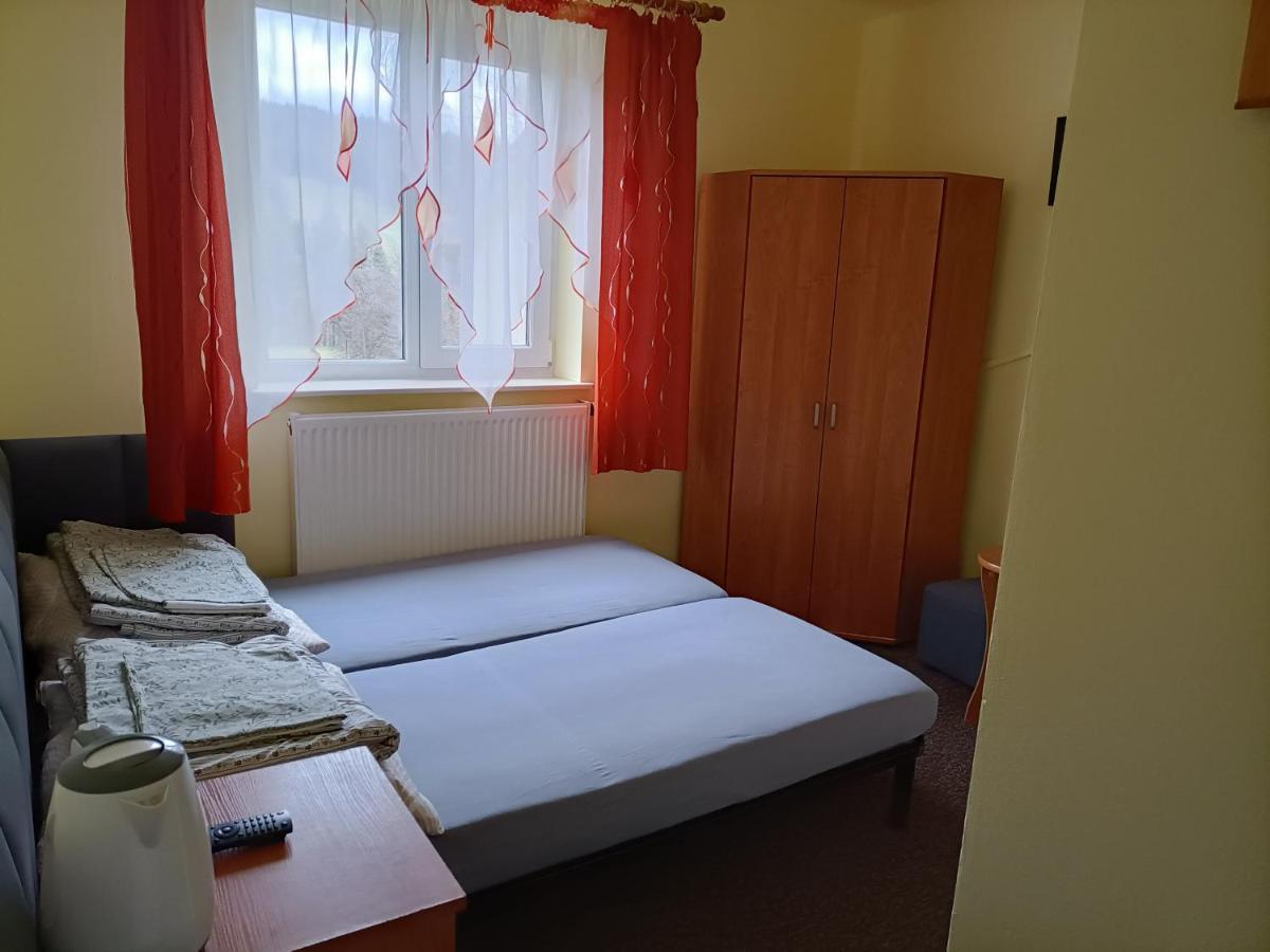 Ferienwohnung Jasionka 2 Ustrzyki Dolne Exterior foto
