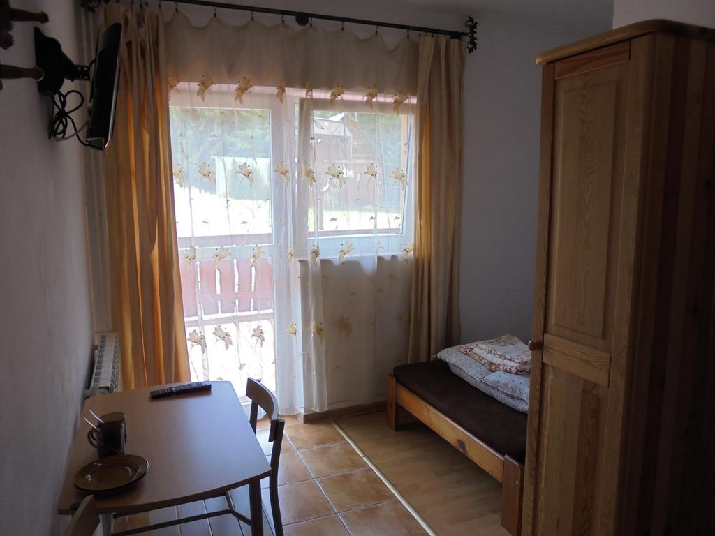Ferienwohnung Jasionka 2 Ustrzyki Dolne Exterior foto